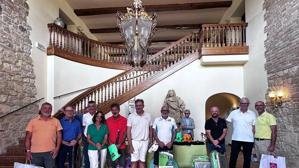Il primo fine settimana d’estate si è aperto al Royal Golf La Bagnaia con la tappa del circuito Podio Sport... Il primo fine settimana d’estate si è aperto al Royal Golf La Bagnaia con la tappa del circuito Podio Sport...