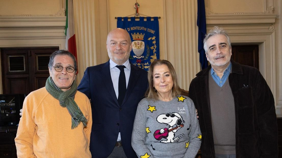 Antonio Mariotti degli Amici della musica, il sindaco Del Rosso, l’assessore. Beatrice Chelli e il direttore Fabrizio Bechini Antonio Mariotti degli Amici della musica, il sindaco Del Rosso, l’assessore. Beatrice Chelli e il direttore Fabrizio Bechini