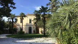 A. destra Villa Giglioli: fu rifugio ebrei, membri del Comitato di liberazione nazionale e tanti pisani che avevano perso la casa A. destra Villa Giglioli: fu rifugio ebrei, membri del Comitato di liberazione nazionale e tanti pisani che avevano perso la casa