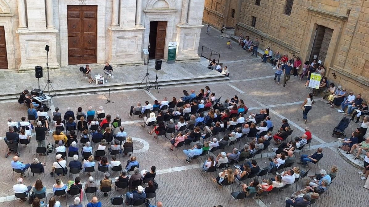 Oltre duemila presenze, in due giorni e mezzo di appuntamenti. È questo il dato che emerge con maggiore evidenza dal... Oltre duemila presenze, in due giorni e mezzo di appuntamenti. È questo il dato che emerge con maggiore evidenza dal...