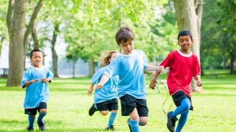 Lo sport è una componente fondamentale nella crescita dei bambini Lo sport è una componente fondamentale nella crescita dei bambini