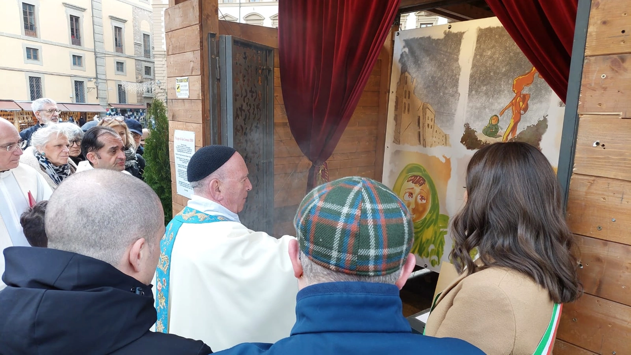 L'inaugurazione del presepe del mercato di San Lorenzo L'inaugurazione del presepe del mercato di San Lorenzo