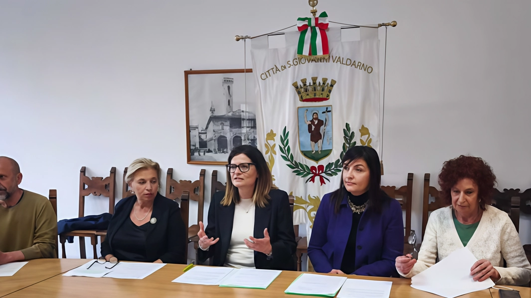 Sarà l’aula magna del Centro di GeoTecnologie, a ospitare oggi a San Giovanni. l’evento conclusivo di «Oro blu – la cultura dell’acqua tra ambiente e legalità» Sarà l’aula magna del Centro di GeoTecnologie, a ospitare oggi a San Giovanni. l’evento conclusivo di «Oro blu – la cultura dell’acqua tra ambiente e legalità»
