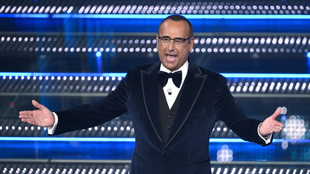 Carlo Conti al Festival di Sanremo 2025 (Foto Ansa)