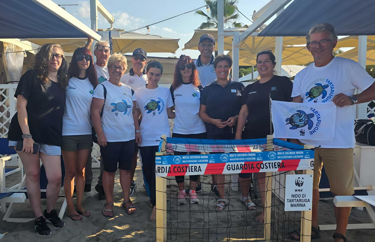 i volontari siamo arrivati a dieci nidi di tartarughe marine in tutta la costa apuana