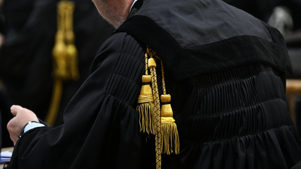 L'uomo autore dell'aggressione è stato condannato a otto anni con rito abbreviato. L'accoltellamento avvenne il 26 dicembre 2023 L'uomo autore dell'aggressione è stato condannato a otto anni con rito abbreviato. L'accoltellamento avvenne il 26 dicembre 2023