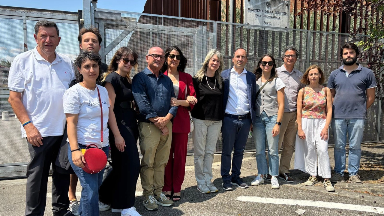 Il presidente della Provincia ieri in visita alla Dogaia Il presidente della Provincia ieri in visita alla Dogaia