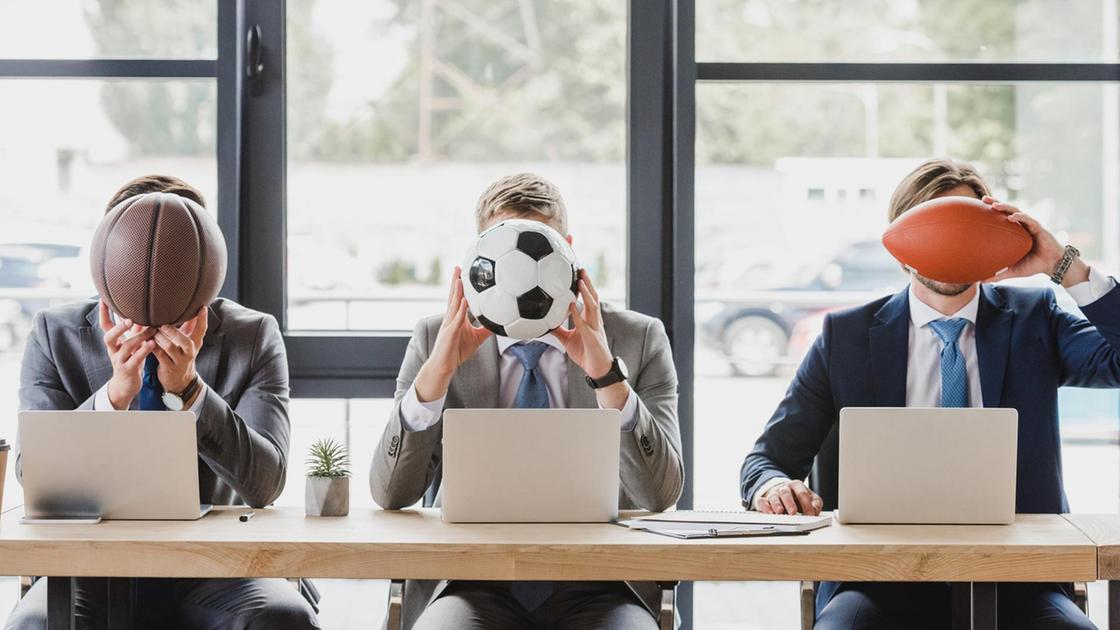https://www.lanazione.it/image-service/view/acePublic/alias/contentid/MmVjZmViMzMtNTI3MC00/0/diritto-e-professioni-riforma-dello-sport.jpeg?f=16:9&w=1200&h=630