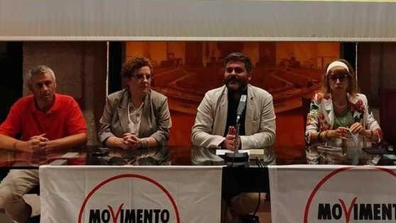 I vertici regionali dei 5Stelle durante l’incontro di ieri mattina I vertici regionali dei 5Stelle durante l’incontro di ieri mattina