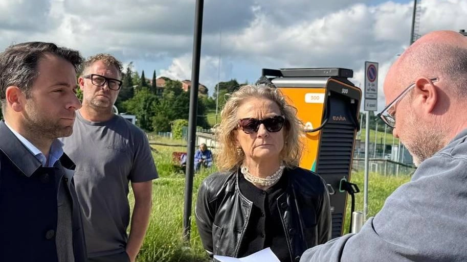 Il quartiere dell'Acquacalda diventa un polo sportivo con pista da skate e parete da arrampicata grazie ai fondi Pnrr. Il quartiere dell'Acquacalda diventa un polo sportivo con pista da skate e parete da arrampicata grazie ai fondi Pnrr.