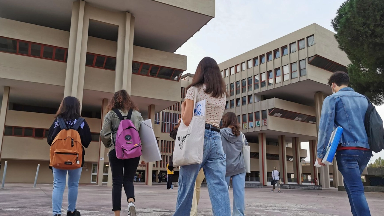 Studenti al Fedi-Fermi (archivio)