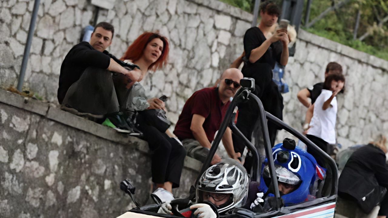 Il centenario della Corsa delle Carrette di Narni ha ottenuto un grande successo social, con un notevole afflusso di pubblico e un boom di visite online grazie a un video virale su TikTok. La tradizione si diffonde e suscita interesse anche fuori dall'Italia. Il centenario della Corsa delle Carrette di Narni ha ottenuto un grande successo social, con un notevole afflusso di pubblico e un boom di visite online grazie a un video virale su TikTok. La tradizione si diffonde e suscita interesse anche fuori dall'Italia.