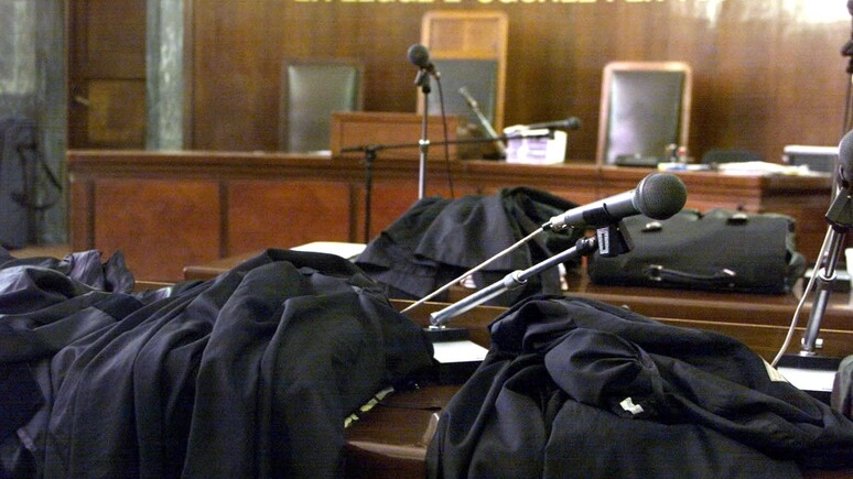 Un'aula di tribunale, foto archivio Ansa Un'aula di tribunale, foto archivio Ansa