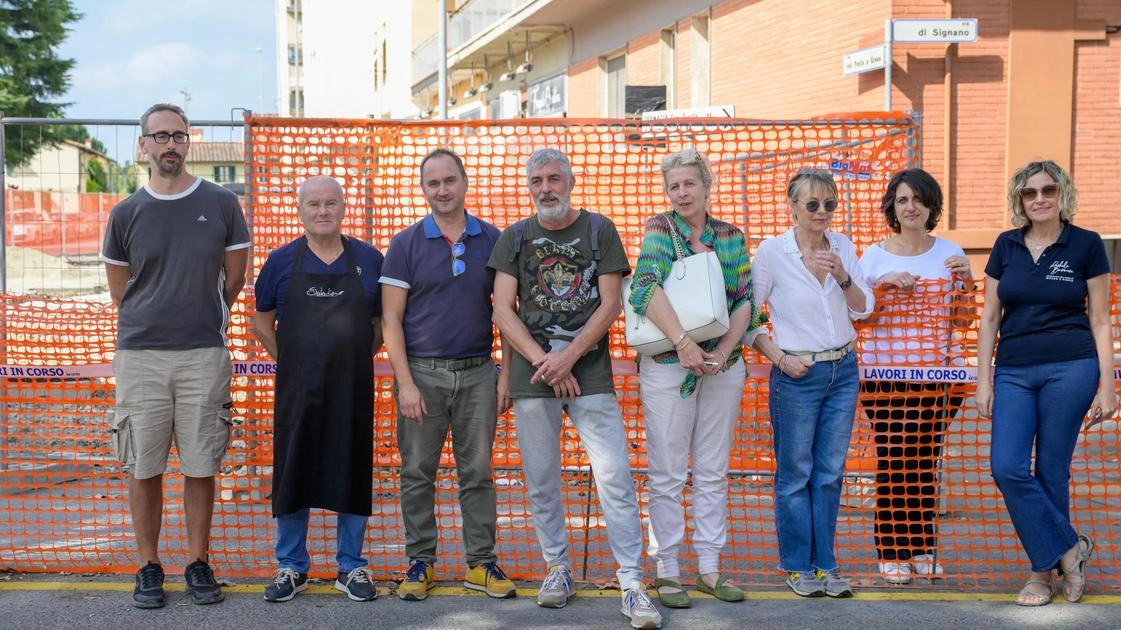 La protesta degli scorsi mesi di residenti e negozianti per i cantieri infiniti La protesta degli scorsi mesi di residenti e negozianti per i cantieri infiniti