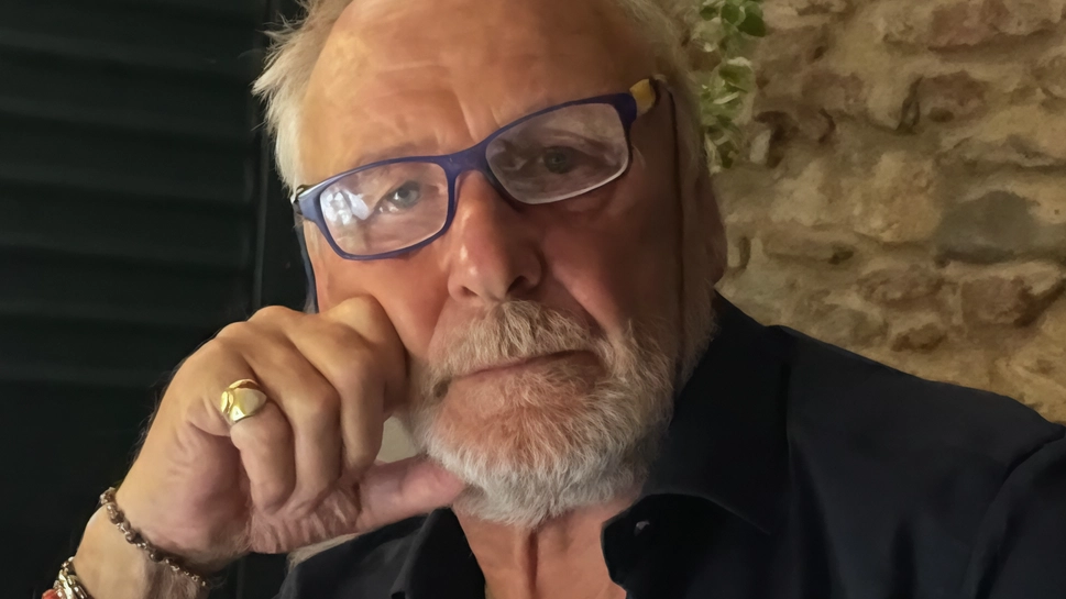 Luca Cavati l’operaio 69enne nato a Pescia e residente a Spianate morto. il 12 novembre nel piazzale della cartiera «Modesto Cardella» a San Pietro a Vico in provincia di Lucca L’autopsia è stata eseguita: attesa per i. funerali Luca Cavati l’operaio 69enne nato a Pescia e residente a Spianate morto. il 12 novembre nel piazzale della cartiera «Modesto Cardella» a San Pietro a Vico in provincia di Lucca L’autopsia è stata eseguita: attesa per i. funerali