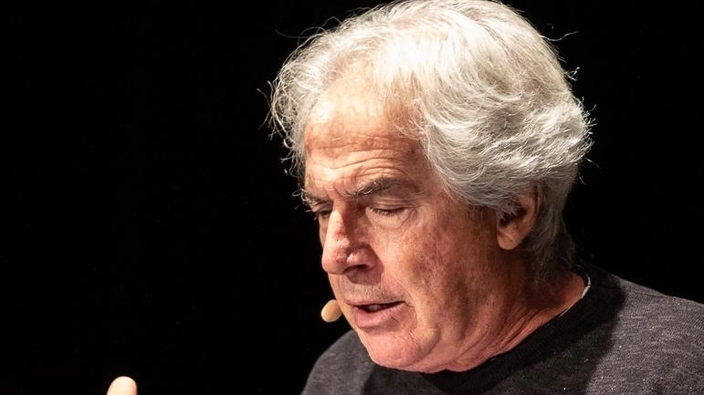 Tullio Solenghi sarà l’indiscusso interprete dell’anteprima del Festival Piazze d’Armi e di Città edizione 2025. Nella sala minore del Teatro... Tullio Solenghi sarà l’indiscusso interprete dell’anteprima del Festival Piazze d’Armi e di Città edizione 2025. Nella sala minore del Teatro...