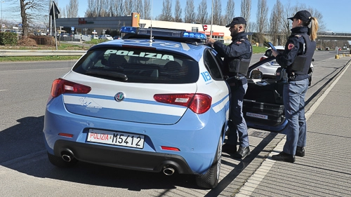 Sulla rapina in villa indaga la polizia Sulla rapina in villa indaga la polizia