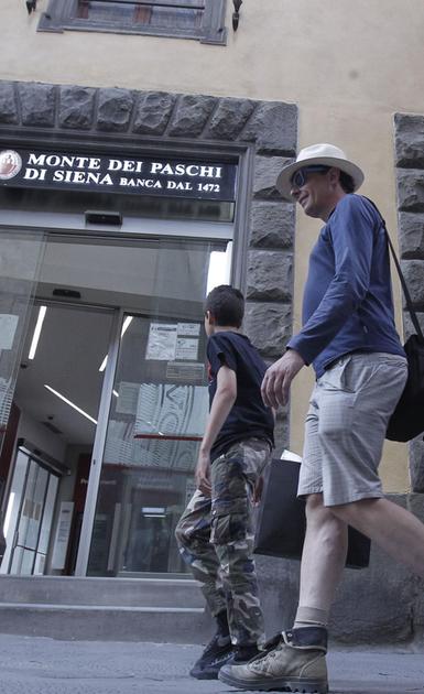 "Inevitabili ricadute, vigileremo su ogni passaggio"