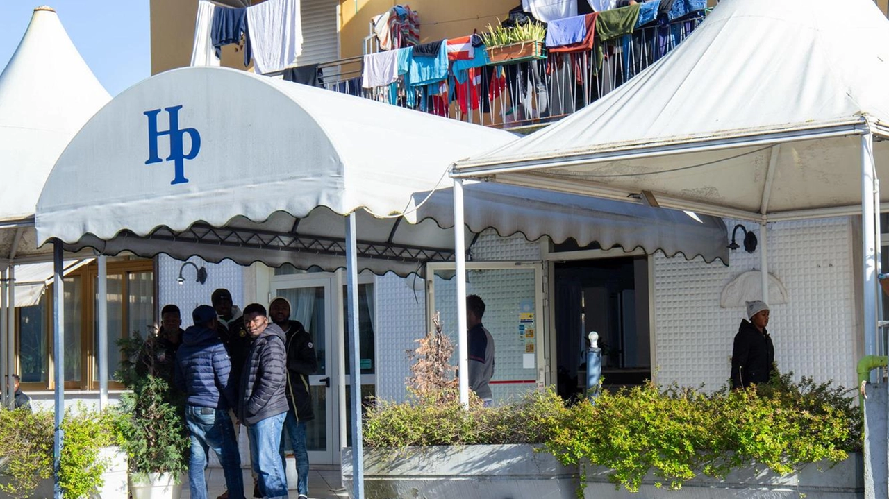 La sindaca: "Chiesto spiegazioni al Prefetto. Mancano strutture idonee" La sindaca: "Chiesto spiegazioni al Prefetto. Mancano strutture idonee"