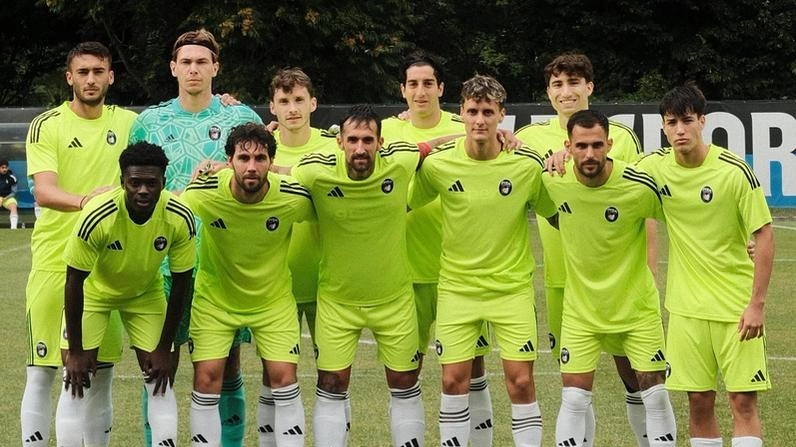 La formazione partita titolare contro la Pro Vercelli (foto Pisa Sporting Club) La formazione partita titolare contro la Pro Vercelli (foto Pisa Sporting Club)