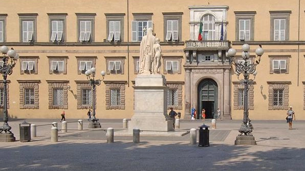Palazzo Ducale, sede della provincia di Lucca Palazzo Ducale, sede della provincia di Lucca