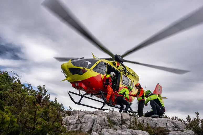Salvano 60 turisti intrappolati da un temporale. Tra gli eroi c’è un cadetto amiatino