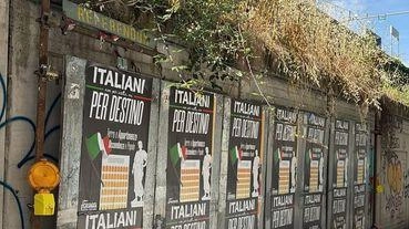 I manifesti di Casaggì in viale Lami