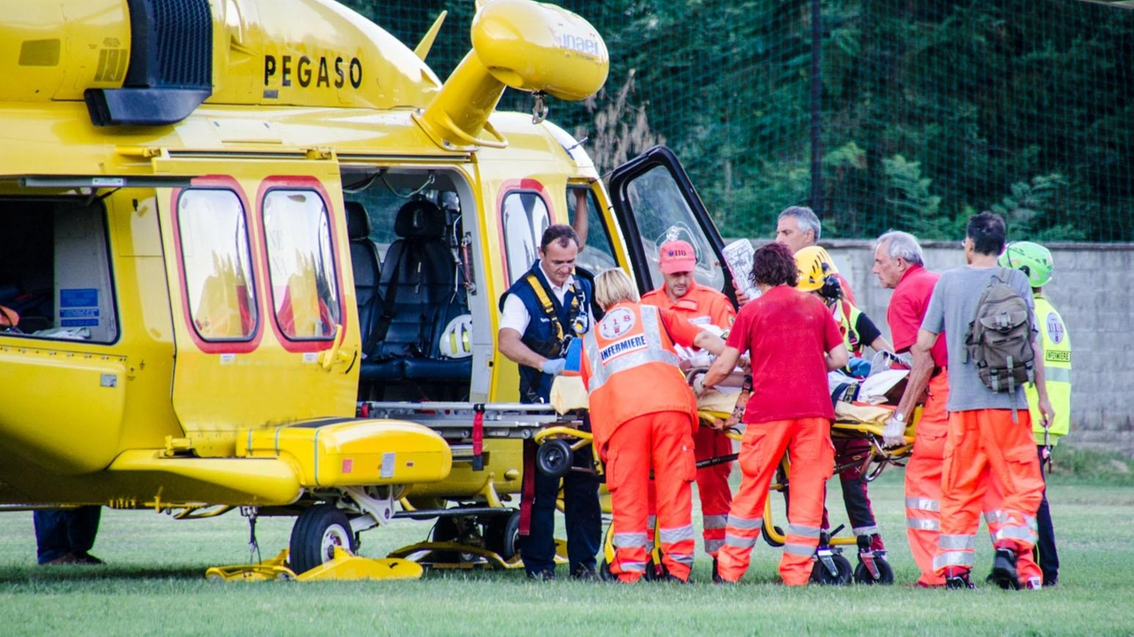 Il ragazzo è stato soccorso con il Pegaso