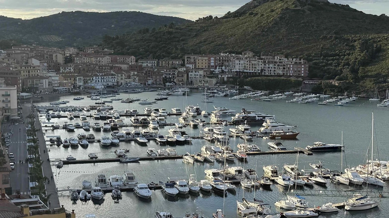 Va avanti l’iter per le gare ad evidenza pubblica per le concessioni demaniali nello specchio acqueo di Porto Ercole. Con... Va avanti l’iter per le gare ad evidenza pubblica per le concessioni demaniali nello specchio acqueo di Porto Ercole. Con...