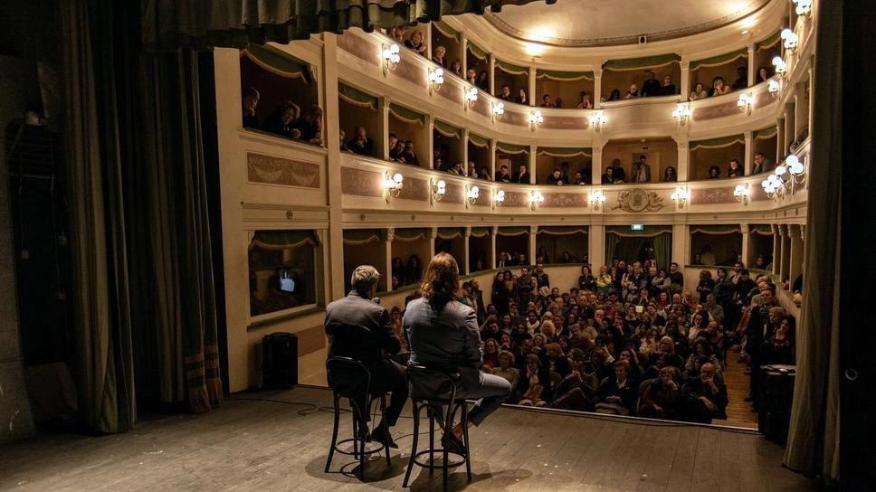 E’ una vera odissea quelle che negli ultimi anni ha coinvolto il teatro dei Varii