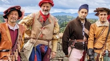 Il romanzo storico "Dio ne guardi dai bisogni" racconta la vita di Giuliano di Lorenzo Ceci nel Rinascimento toscano, tra carestie, guerre e intrighi politici. Sarà presentato domani a Lucca.