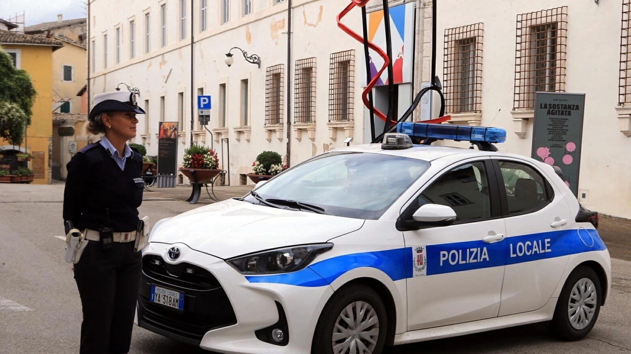 La denuncia di furto è stata presentata da un dirigente comunale alla Polizia locale di Spoleto La denuncia di furto è stata presentata da un dirigente comunale alla Polizia locale di Spoleto