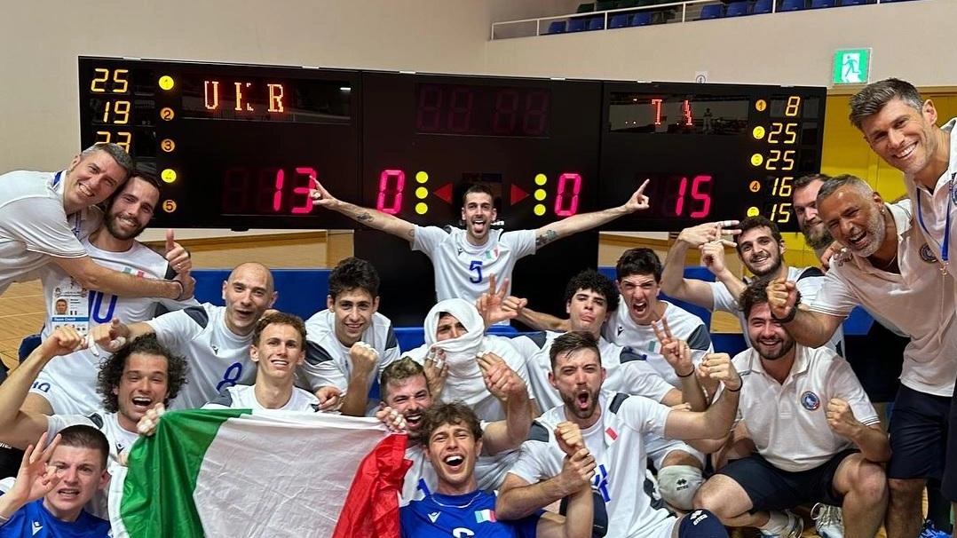 La Nazionale pallavolo sordi che sarà protagonista a Santa Croce per l’evento di solidarietà. il Rumore del volley (foto d’archivio) La Nazionale pallavolo sordi che sarà protagonista a Santa Croce per l’evento di solidarietà. il Rumore del volley (foto d’archivio)