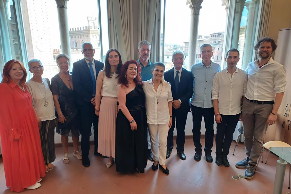 Palio, pazienti oncologici alle trifore. Ospiti della Fondazione Mps