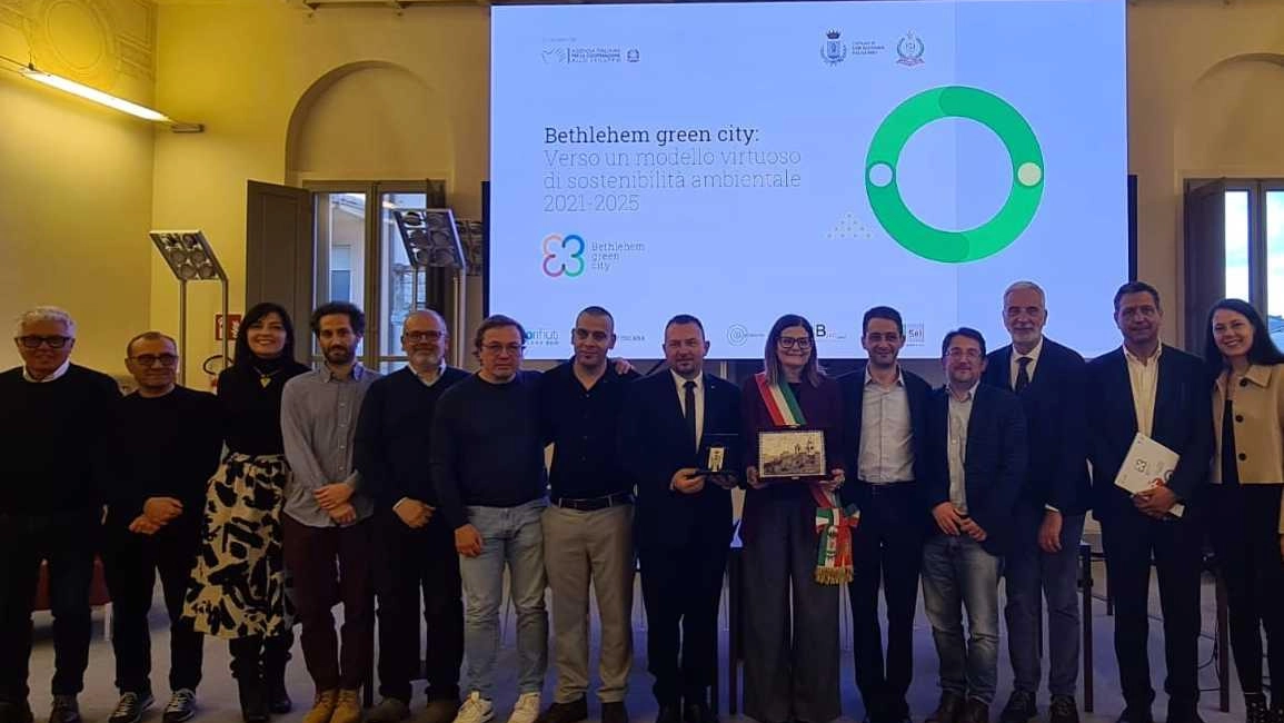 Progetto di cooperazione internazionale per. rendere più efficiente la raccolta rifiuti