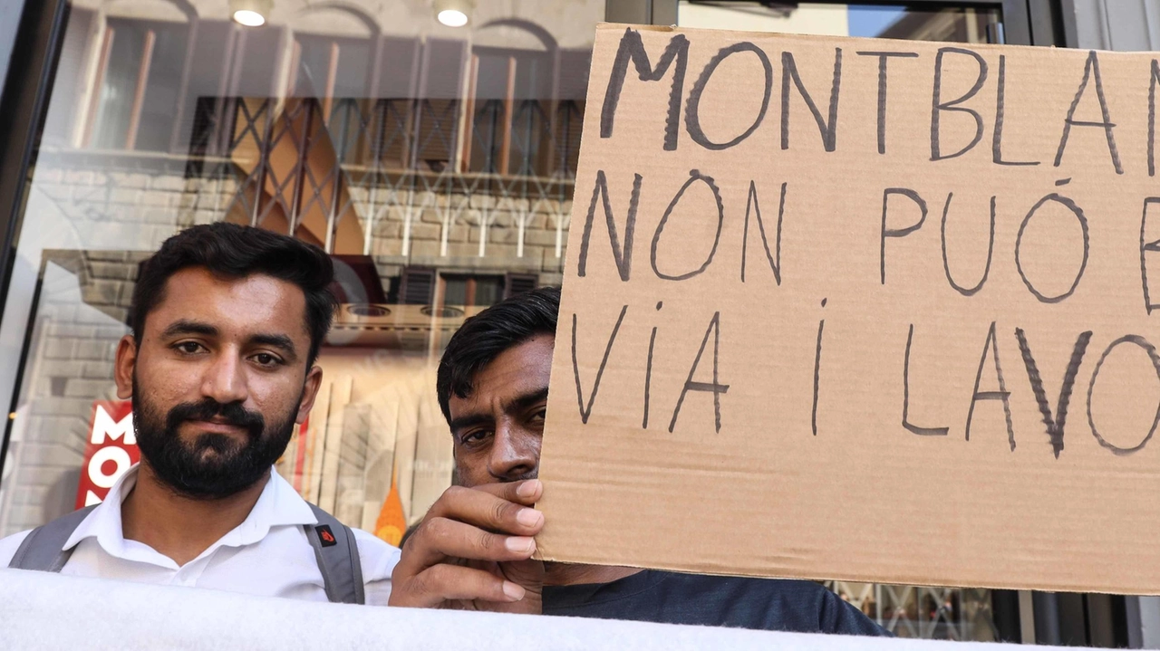 I sindacati Sudd Cobas denunciano la decisione della Richemont di non prorogare gli ammortizzatori sociali per i lavoratori Montblanc, che rischiano il licenziamento. La Regione convoca un tavolo il 26 settembre. I sindacati Sudd Cobas denunciano la decisione della Richemont di non prorogare gli ammortizzatori sociali per i lavoratori Montblanc, che rischiano il licenziamento. La Regione convoca un tavolo il 26 settembre.