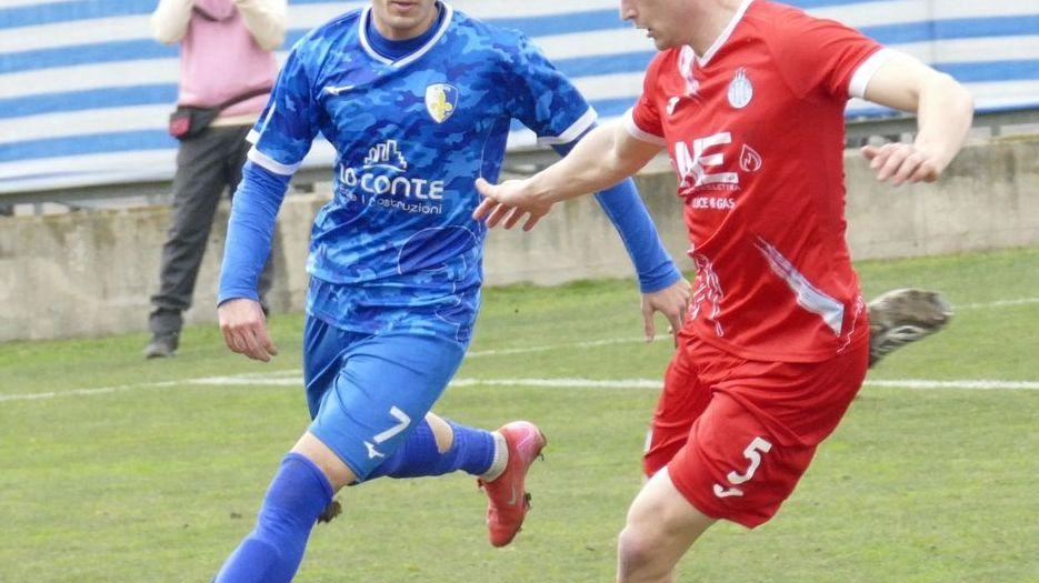 Un’altra giornata complicata per i biancazzurri. Vince San Marino (foto Attalmi) Un’altra giornata complicata per i biancazzurri. Vince San Marino (foto Attalmi)