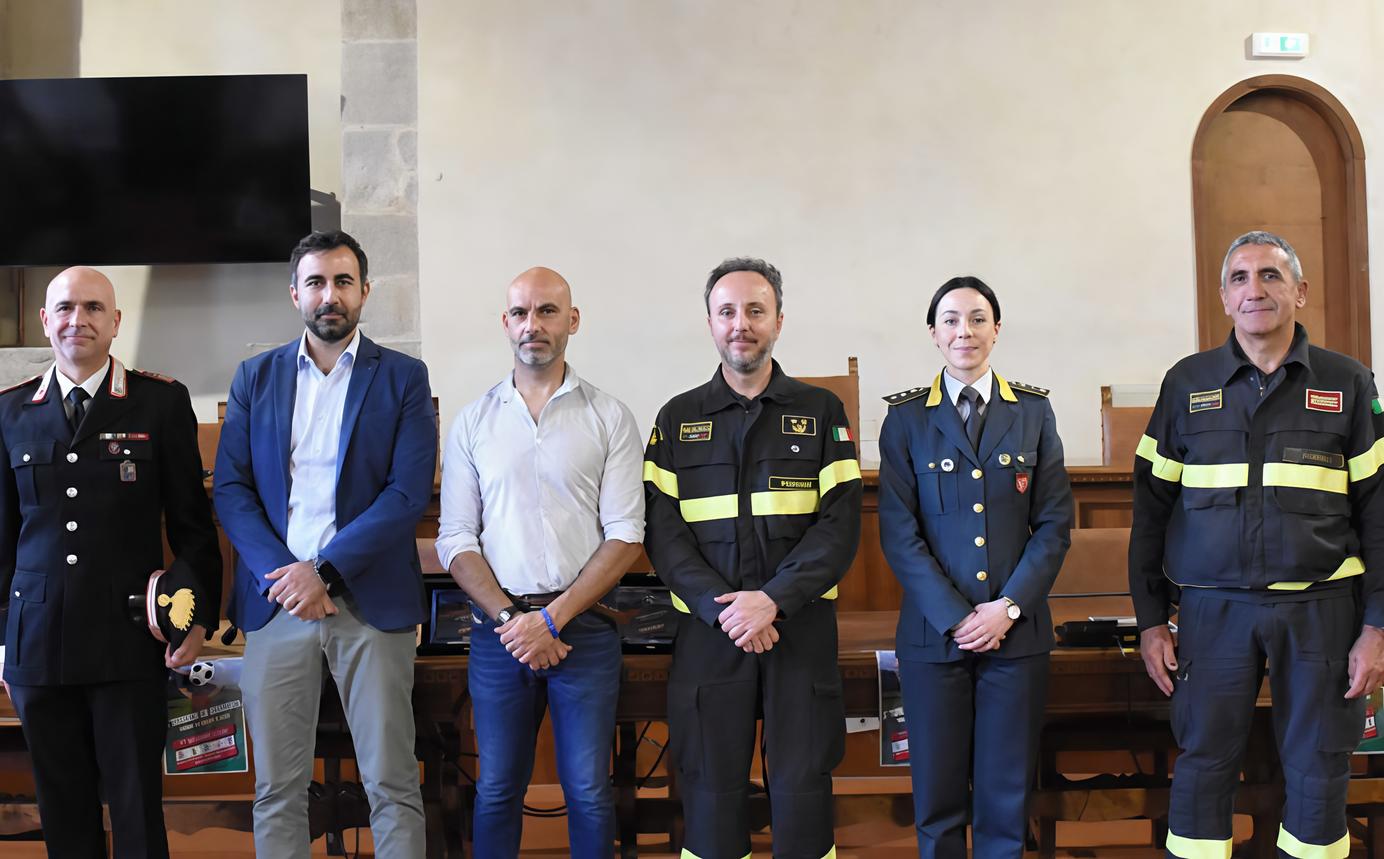 Sfida di calcio a “otto“ tra sport e amicizia Sfida di calcio a “otto“ tra sport e amicizia