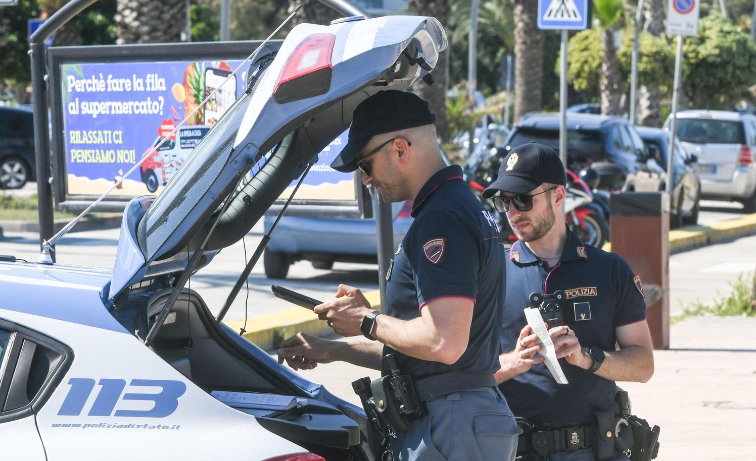 Anziana violentata a Pistoia, fermato un uomo a Firenze Anziana violentata a Pistoia, fermato un uomo a Firenze