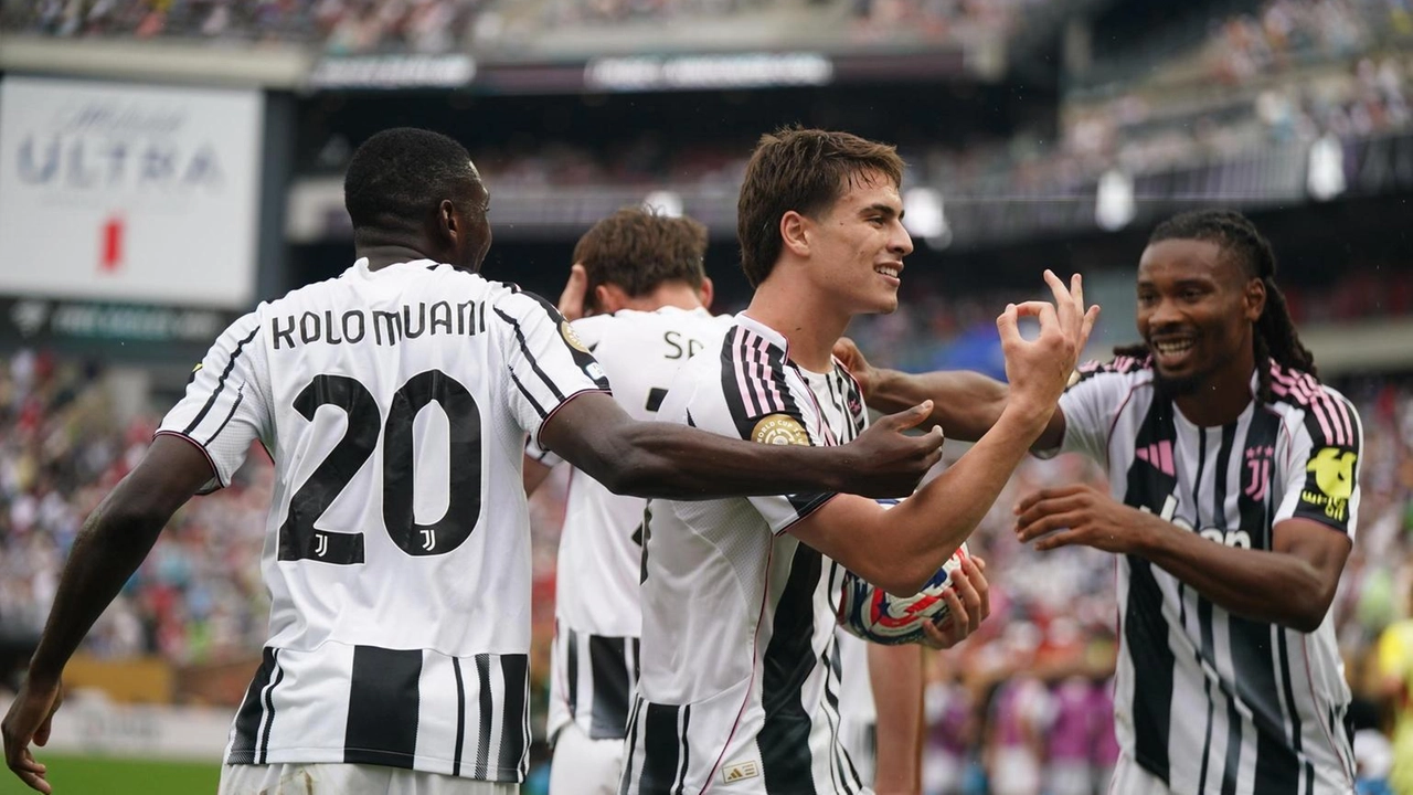 Doppietta di Yildiz e gol di Vlahovic, poker bianconero Doppietta di Yildiz e gol di Vlahovic, poker bianconero