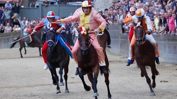 Anda e Bola re di Siena, vince il suo primo Palio