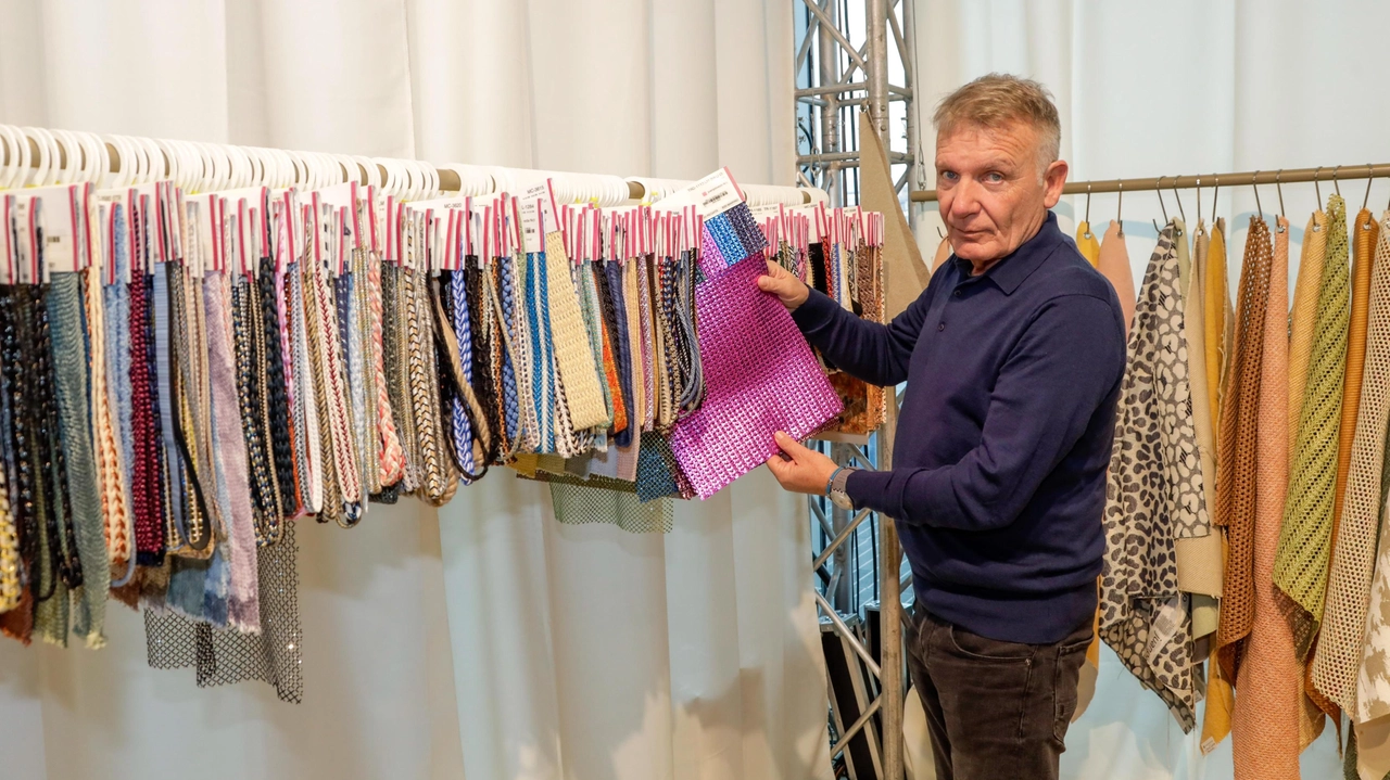 La Regione Toscana dà sostegno alla filiera moda che conta in Toscana 105mila addetti La Regione Toscana dà sostegno alla filiera moda che conta in Toscana 105mila addetti