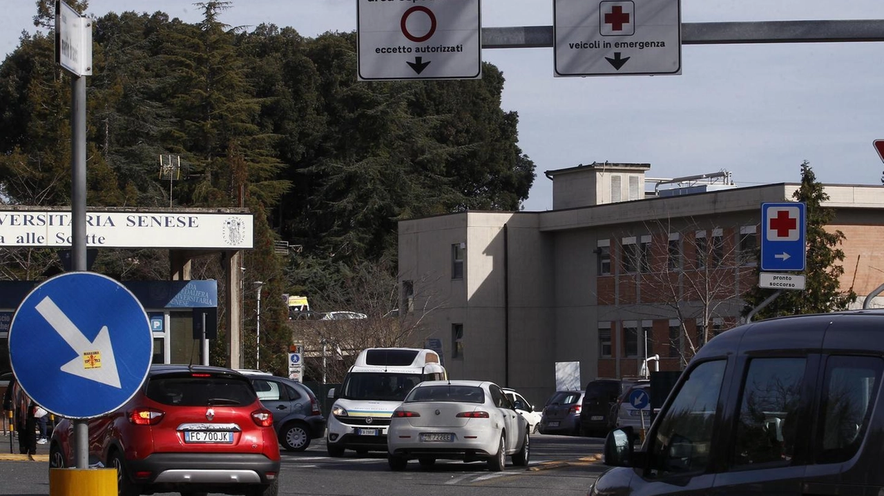 L’amministratore toscano ha risposto alle domande di giornalisti e cittadini "Il monitoraggio Lea ci dà ’9’, io direi ’7’. Sono contento di ciò che offriamo". E snocciola le priorità per i prossimi mesi, a partire dalle case di comunità. L’amministratore toscano ha risposto alle domande di giornalisti e cittadini "Il monitoraggio Lea ci dà ’9’, io direi ’7’. Sono contento di ciò che offriamo". E snocciola le priorità per i prossimi mesi, a partire dalle case di comunità.