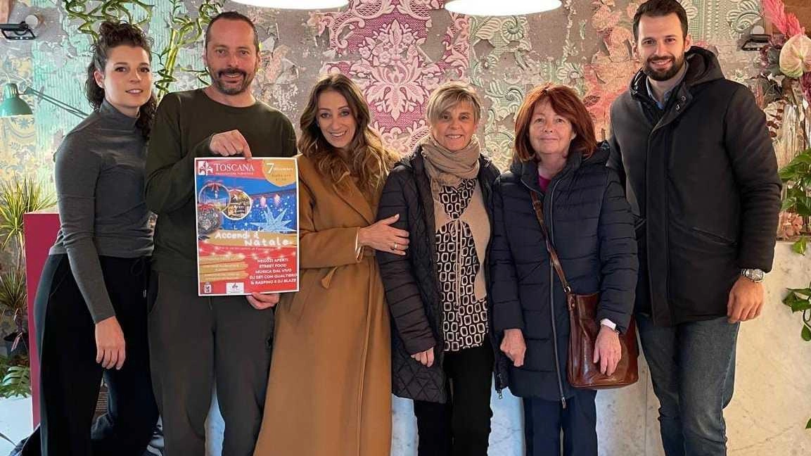 Il Centro Commerciale Naturale di Pomarance organizza eventi natalizi dal 6 all'8 dicembre, con giochi per bambini, la casa di Babbo Natale e laboratori creativi. Il 7 dicembre accensione luci natalizie con musica, street food e mercatini. Il Centro Commerciale Naturale di Pomarance organizza eventi natalizi dal 6 all'8 dicembre, con giochi per bambini, la casa di Babbo Natale e laboratori creativi. Il 7 dicembre accensione luci natalizie con musica, street food e mercatini.