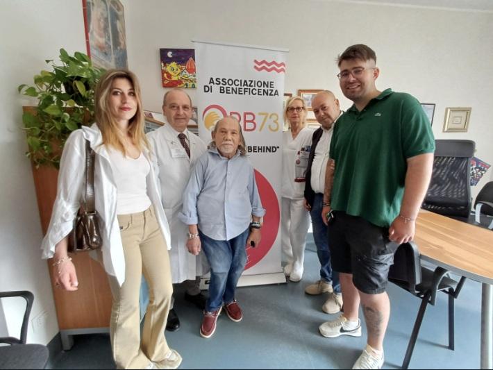 solidarietà donata al san donato una poltrona per la dialisi