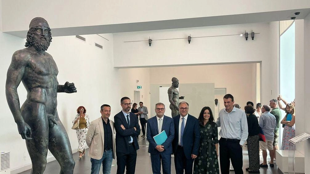 L’inaugurazione della mostra al Museo archelogico di Reggio Calabria con i bronzi di Riace e quelli di San Casciano dei Bagni L’inaugurazione della mostra al Museo archelogico di Reggio Calabria con i bronzi di Riace e quelli di San Casciano dei Bagni