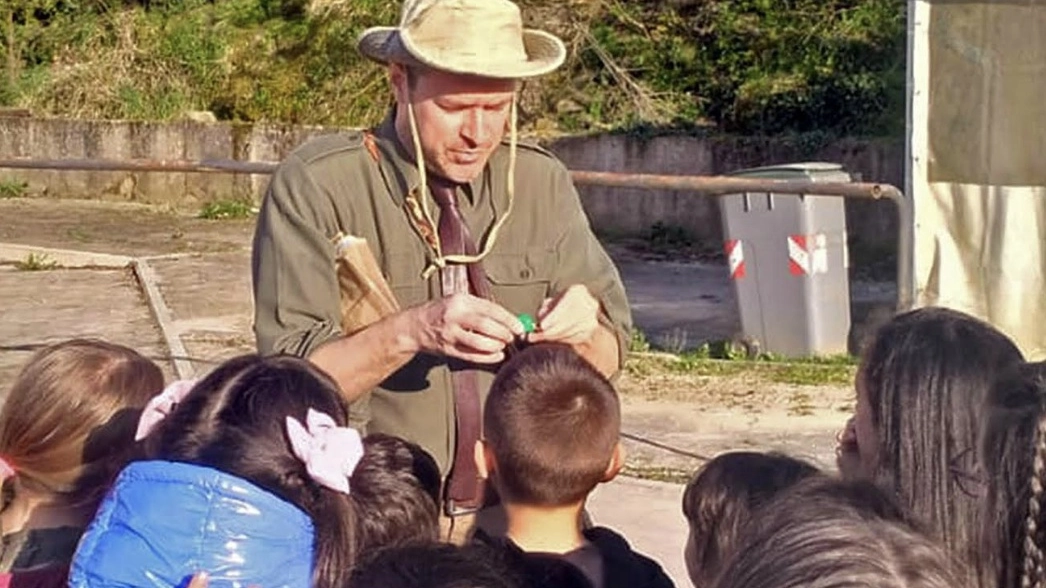 Mille studenti a scuola di teatro con i Noidellescarpediverse