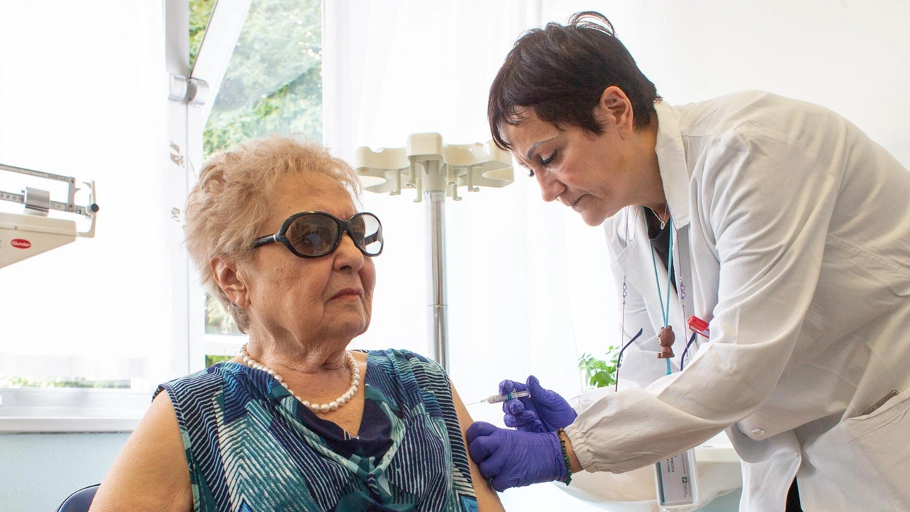 Dai medici di famiglia riguarderà tutti gli assistiti con almeno 60 anni di età Dai medici di famiglia riguarderà tutti gli assistiti con almeno 60 anni di età