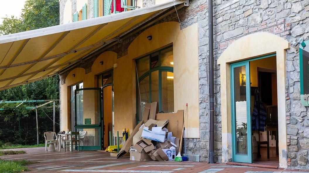 Tensione a Marliana tra il sindaco Bruschi e il consigliere Danesi sulla gestione del Centro di Accoglienza Straordinario. Tensione a Marliana tra il sindaco Bruschi e il consigliere Danesi sulla gestione del Centro di Accoglienza Straordinario.