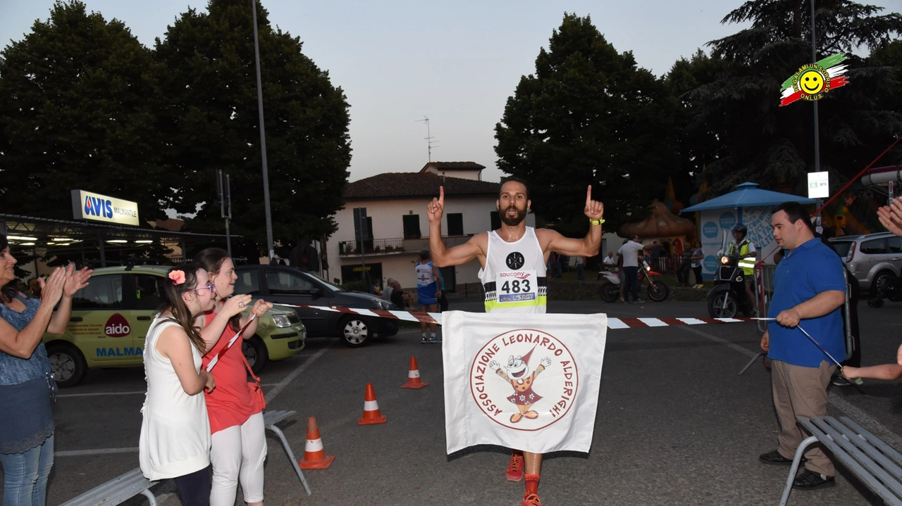 Di corsa “Su e giù per i poggi con i Leo”